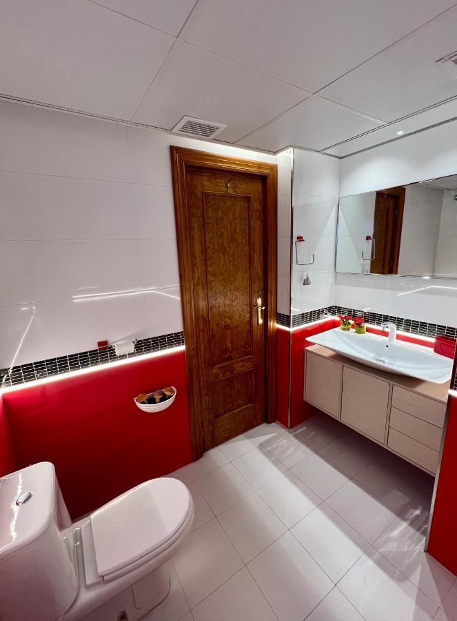 Apartamento A Las Puertas De La Alhambra Гранада Екстериор снимка